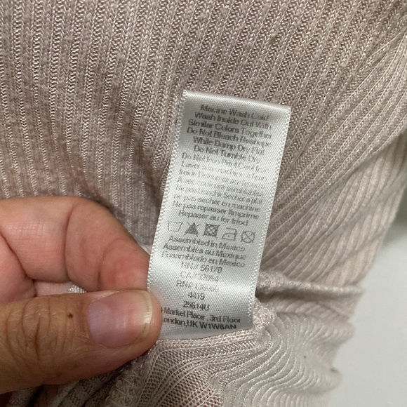 PROJECT SOCIAL Short Sleeve Tee Urban Outfitters Ribbed Keyhole Dusty Rose XS - Picture 10 of 13